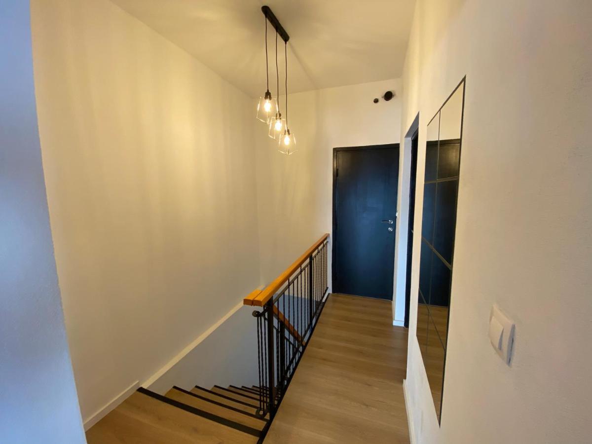 Green Oasis New Apartment プーラ エクステリア 写真