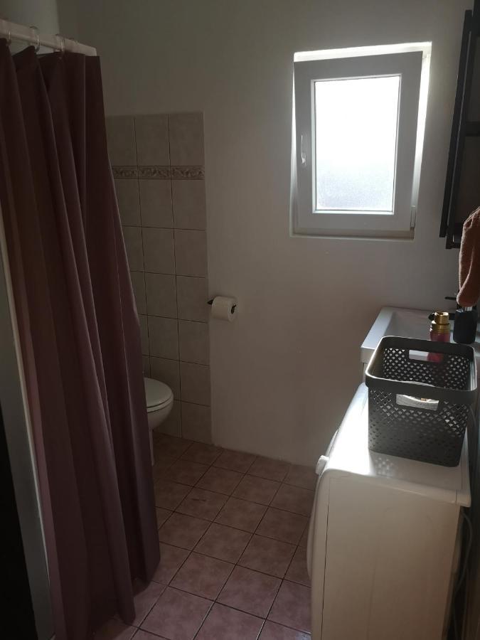 Green Oasis New Apartment プーラ エクステリア 写真