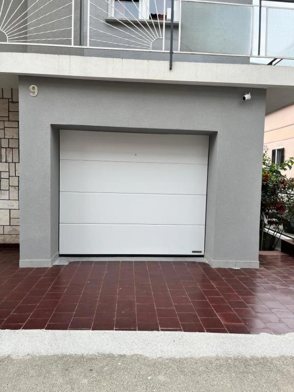 Green Oasis New Apartment プーラ エクステリア 写真