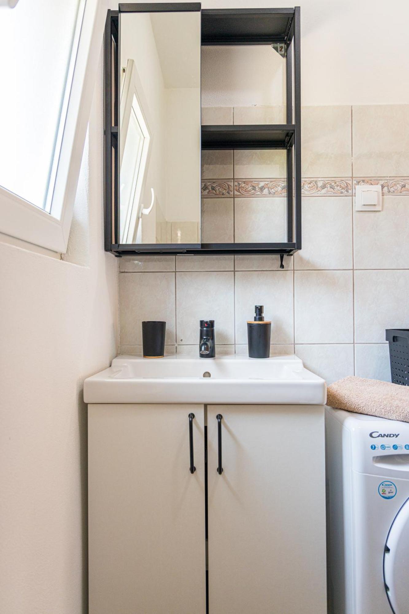 Green Oasis New Apartment プーラ エクステリア 写真