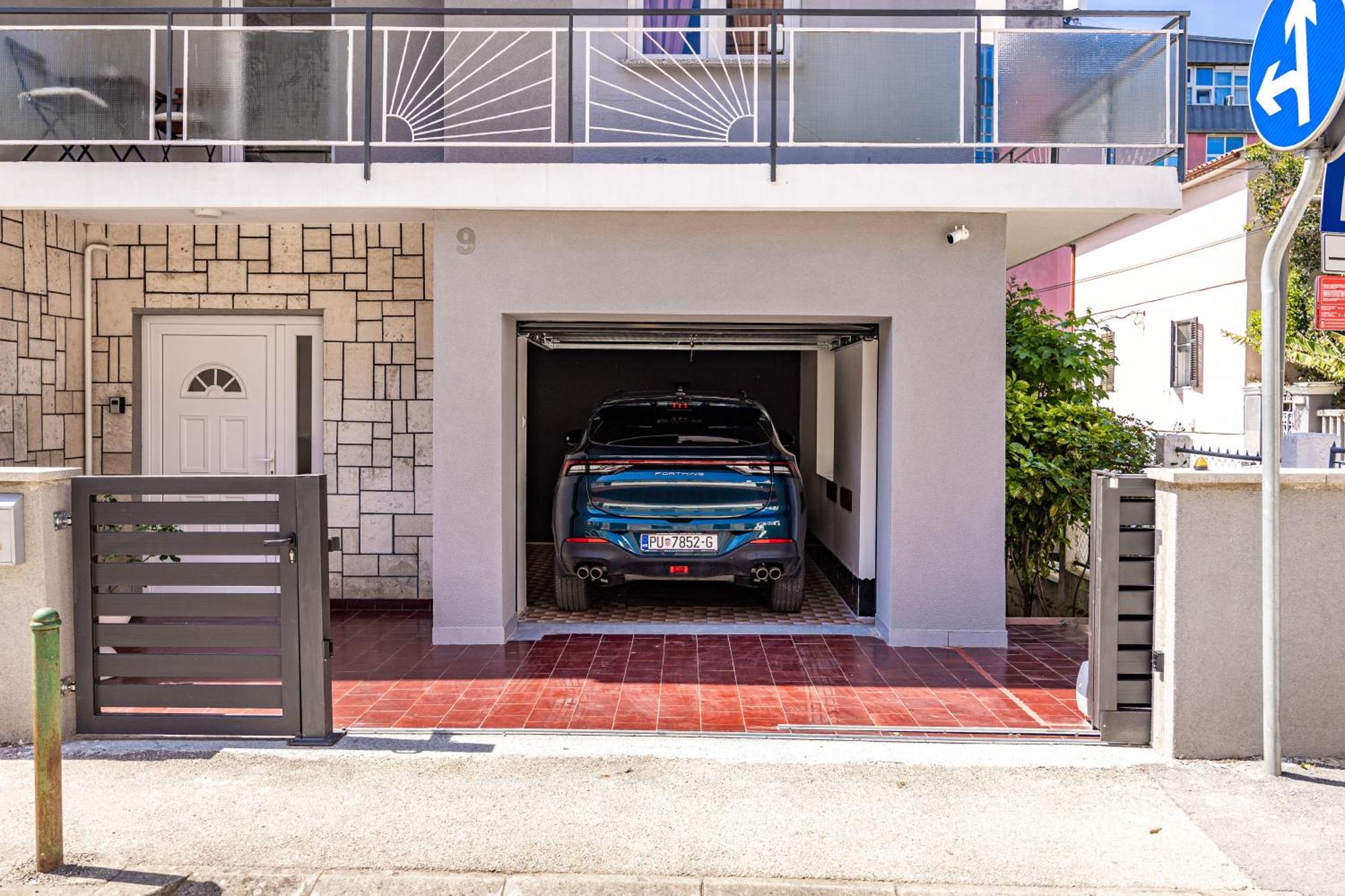 Green Oasis New Apartment プーラ エクステリア 写真